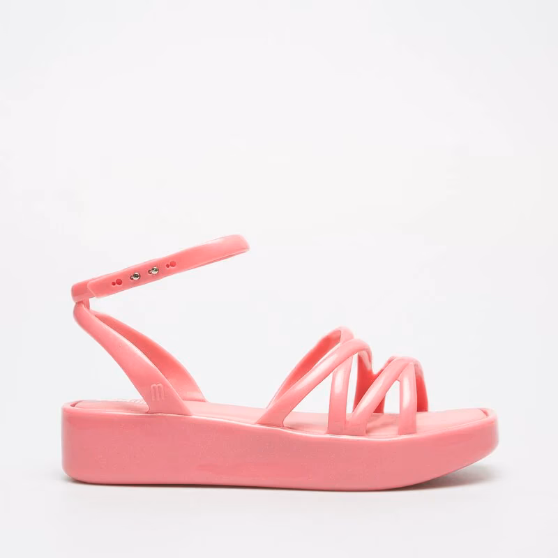 Jak czyścić buty Meliski?