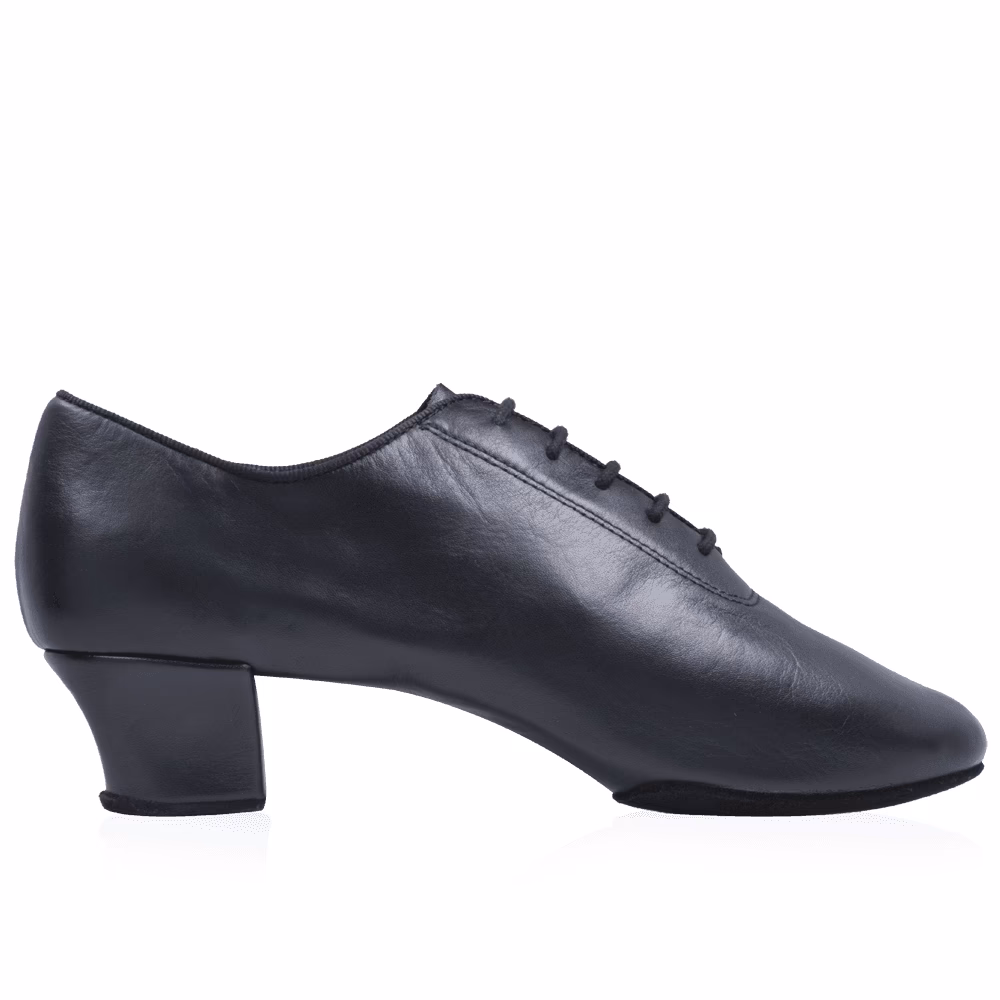 Czym się różnią buty taneczne?