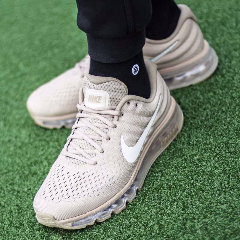 Jakie buty były modne w 2017?