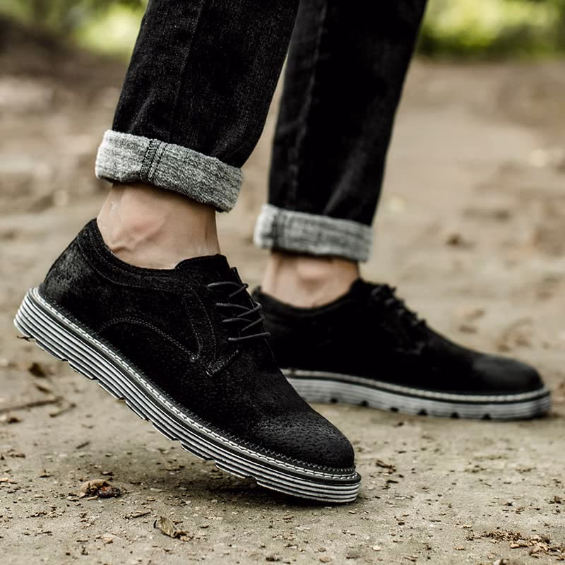 Jakie buty do jeansów męskie?