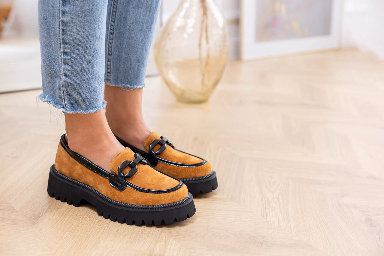 Jakie buty będą modne wiosną 2024?