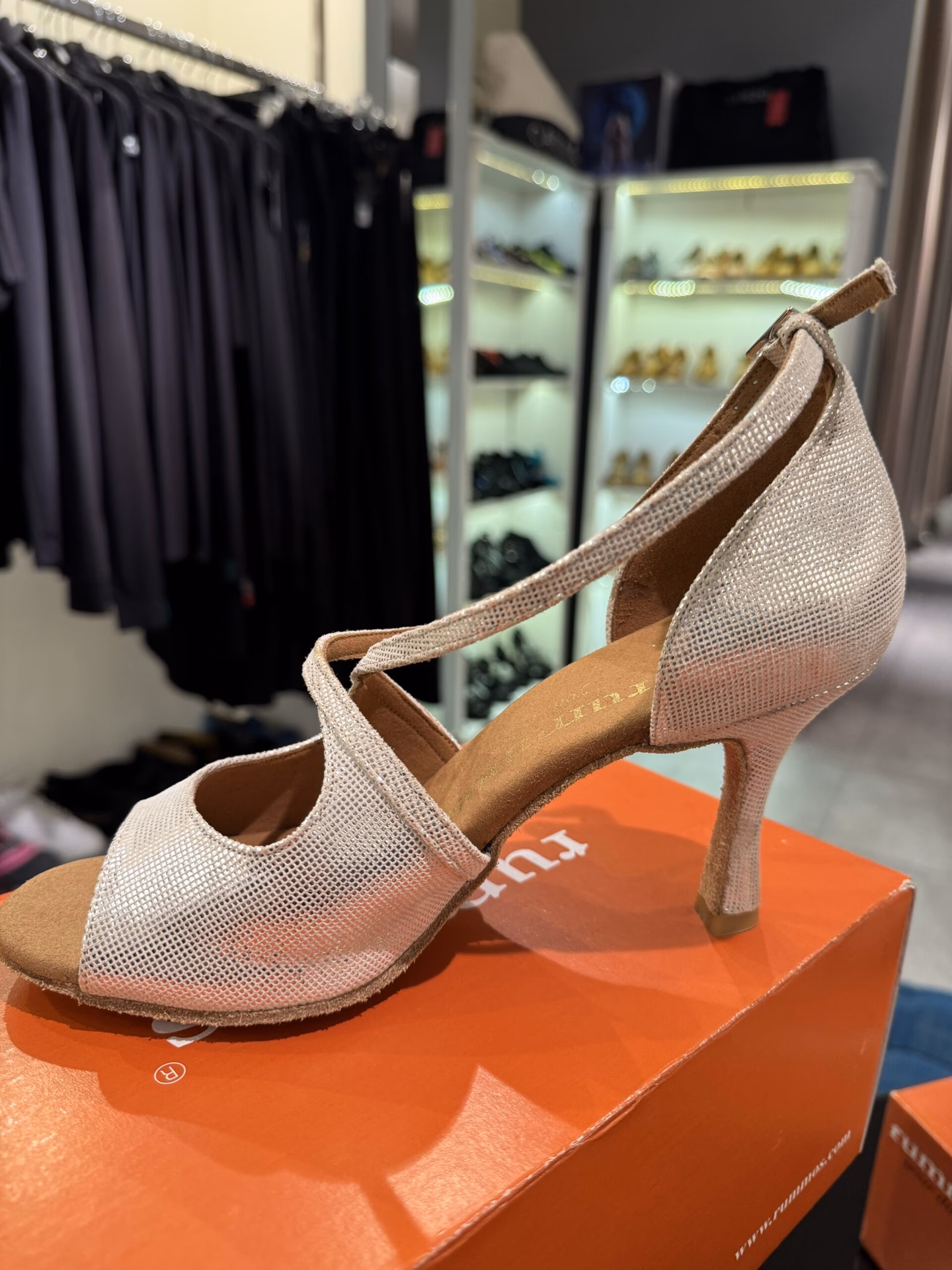 Jakie buty do tańca na wesele?