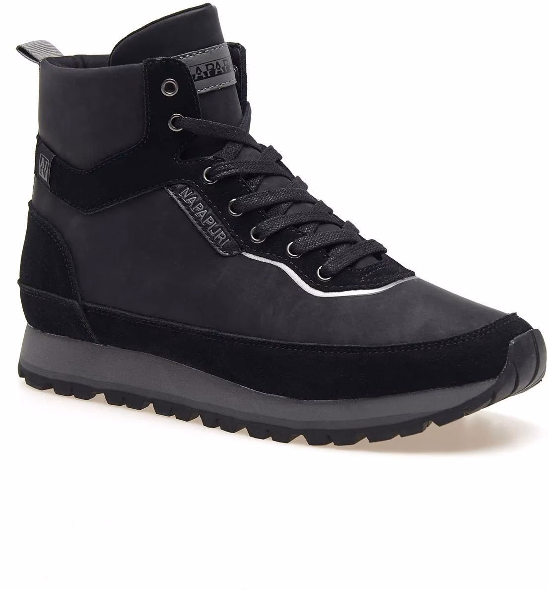 Jak dbać o buty zimowe Napapijri?