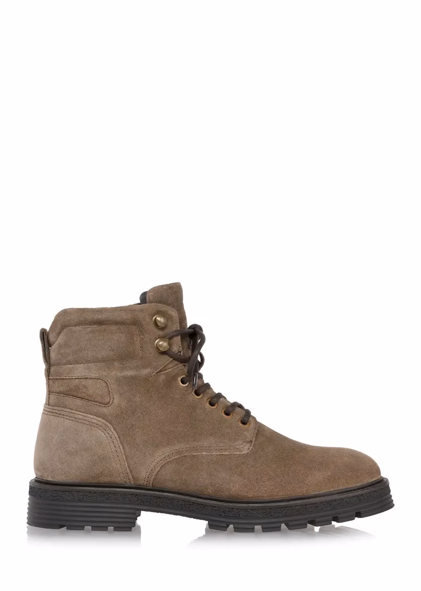 Jakie buty męskie Ochnik są na wyprzedaży?