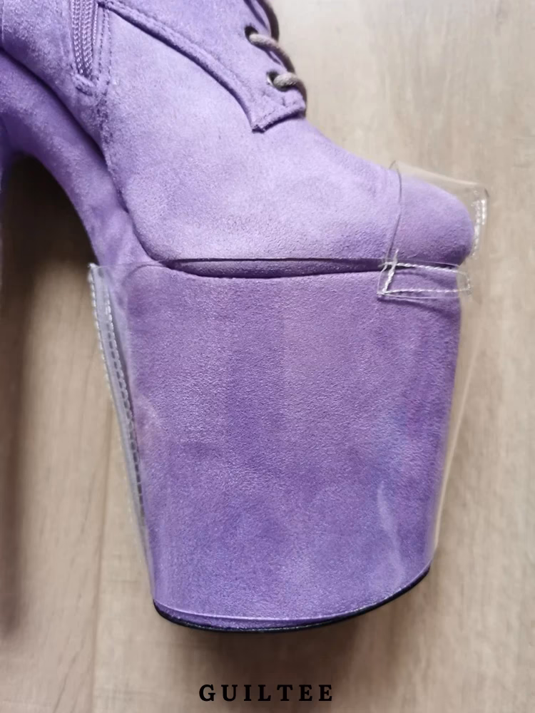Jak dbać o ochraniacze na buty exotic?
