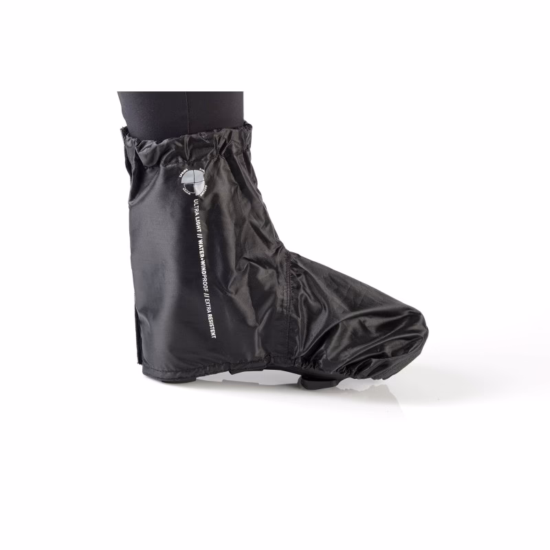 Czy ochraniacze na buty są wodoodporne?