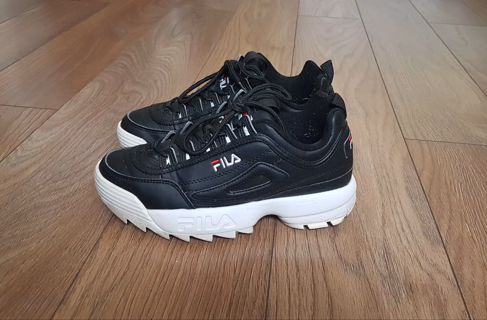 Buty Fila Disruptor Czarne 38?