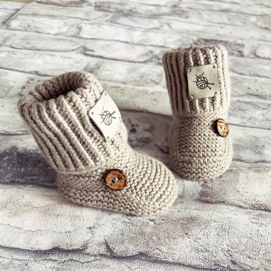 Kiedy kupić pierwsze buty dla dziecka?