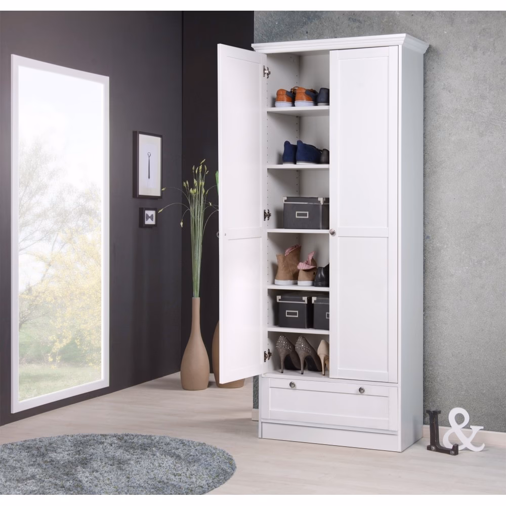 Na co zwrócić uwagę przy zakupie szafki na buty?