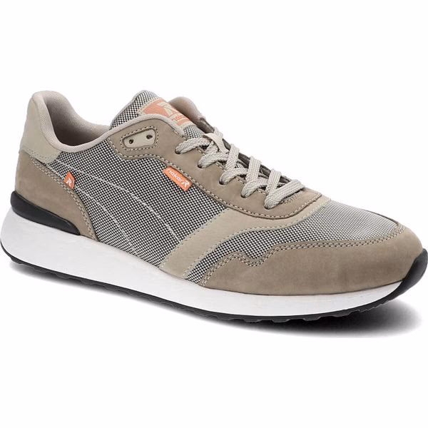 Czy buty Rieker są odpowiednie dla osób z problemami stóp?