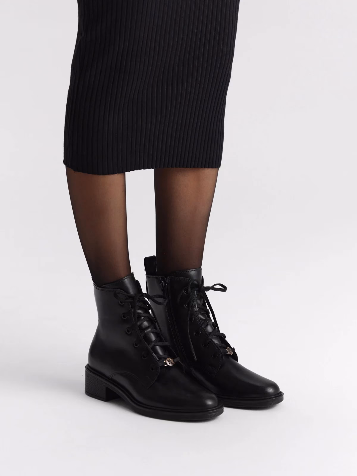 Jakie buty do płaszcza na jesień?