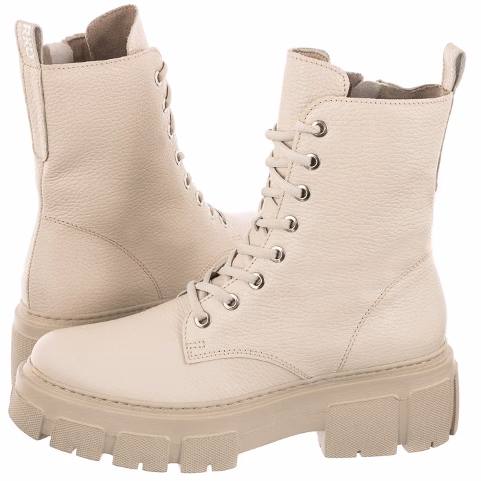 Jakie są najmodniejsze buty na zimę 2023/2024?