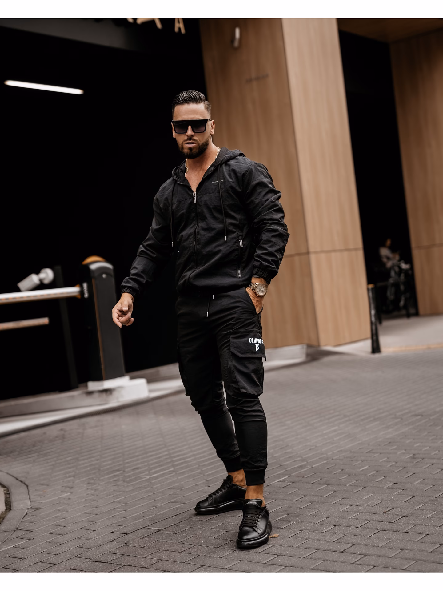 Do czego pasuje kurtka sportowa?