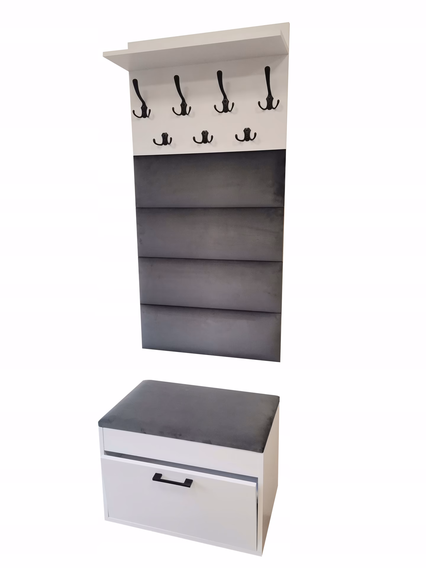 Jaki wieszak na buty do przedpokoju wybrać?