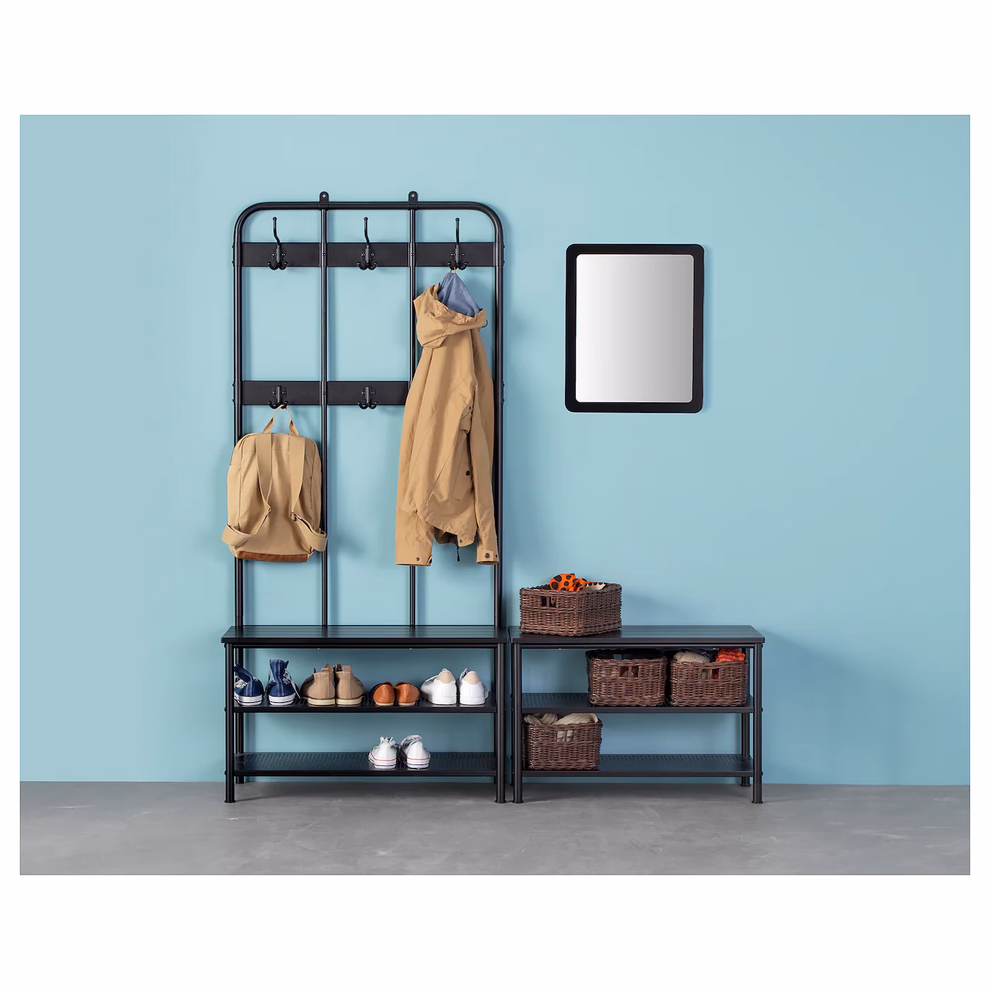 Jak urządzić mały przedpokój w bloku?