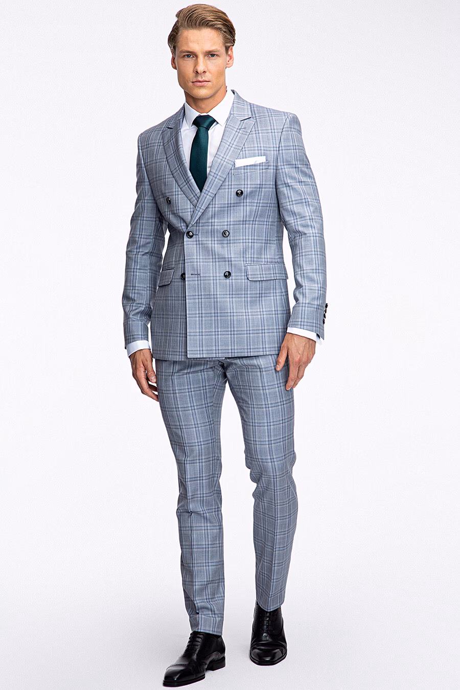 Jaki pasek do szarego garnituru?