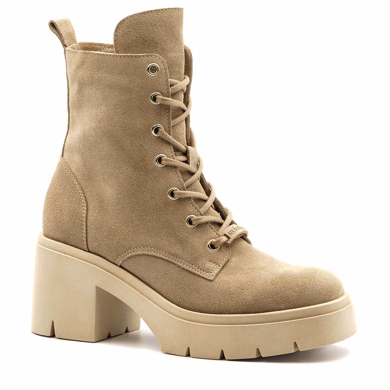 Jak się nazywają buty na koturnie bez pięty?