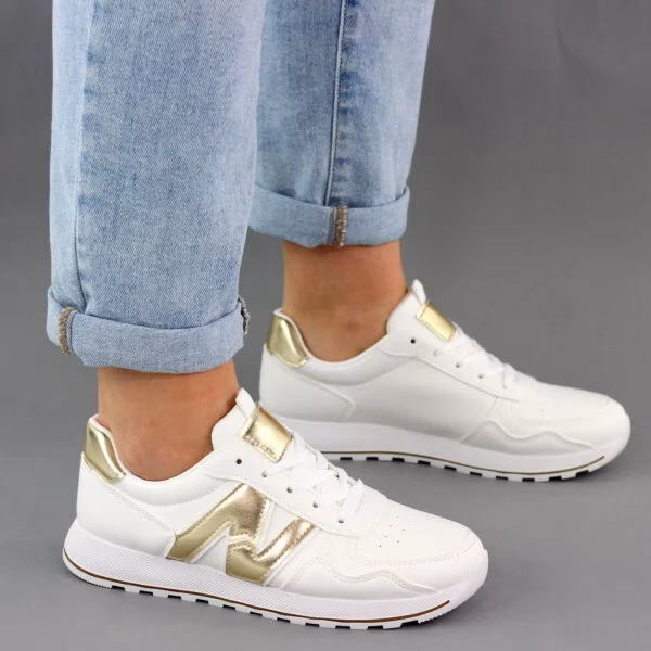 Jakie buty na wyprzedaży?