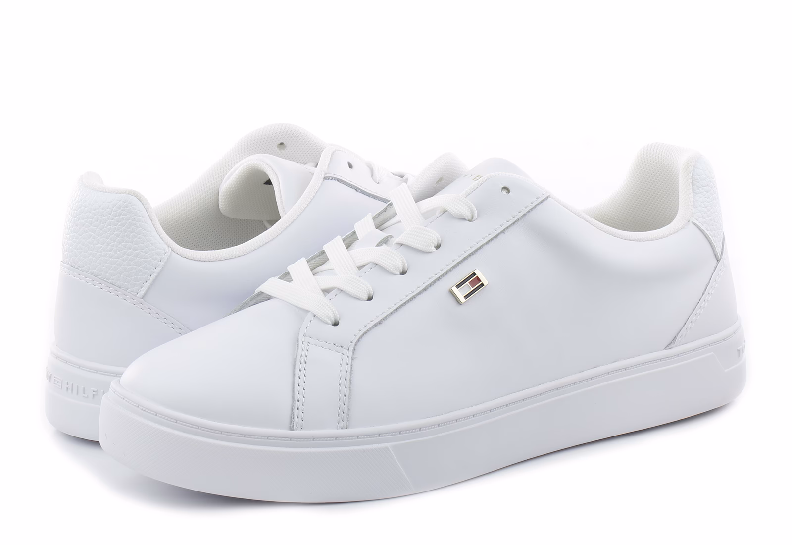 Gdzie kupić buty Tommy Hilfiger na wyprzedaży?