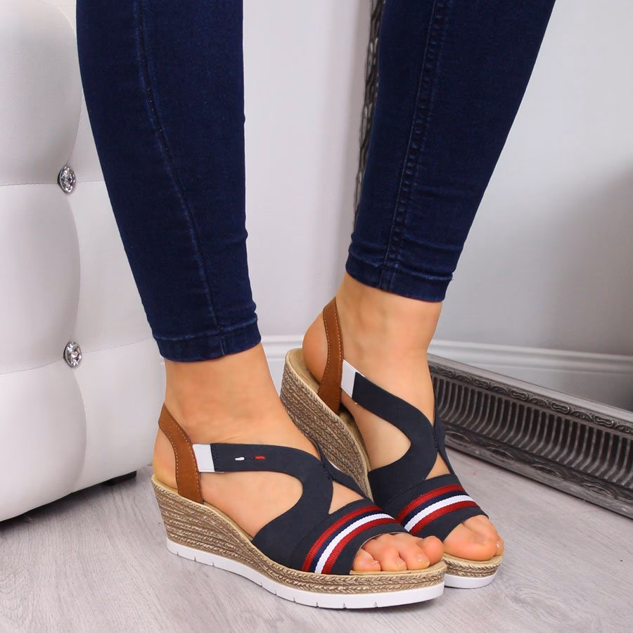 Jakie buty na haluksy damskie?